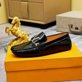 Picture of Louis Vuitton Shoes _SKULVsz38-45mnf030911948